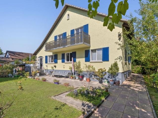 Freistehendes Haus mit Traumgarten und Platz für Ideen