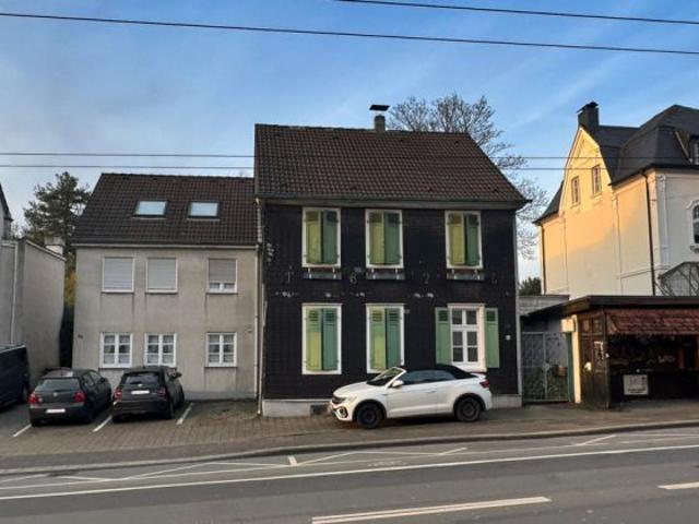 PROVISIONSFREIES IMMOBILIEN ENSEMBLE: MEHRFAMILIENHAUS, EINFAMILIENHAUS & GEWERBE in OHLIGS!
