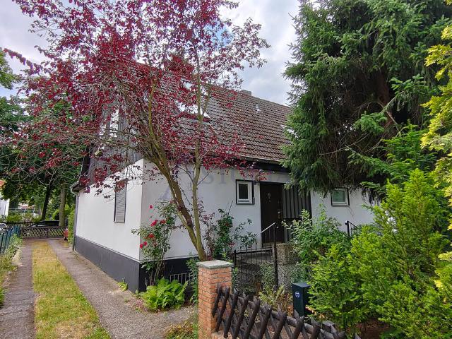 Mehrgenerationenhaus auf attraktivem Grundstück in unmittelbarer Nähe zur Havel