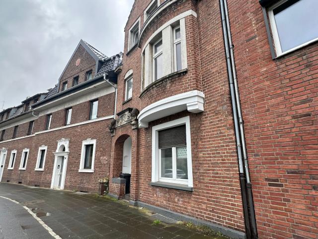 Mehrgenerationenhaus in Neuss zu verkaufen