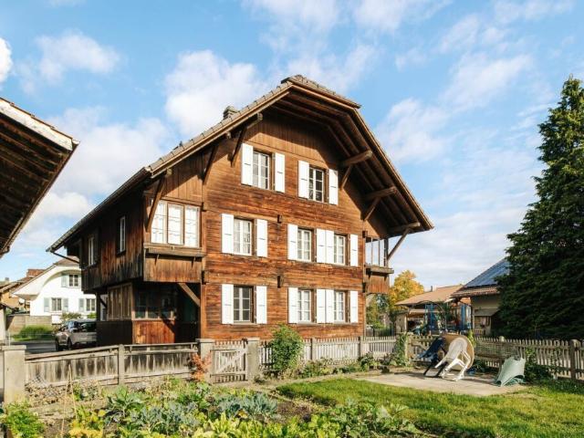 Mehrgenerationenhaus in Stadtnähe