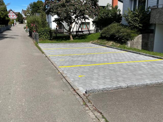 mehrere freie Abstellplätze