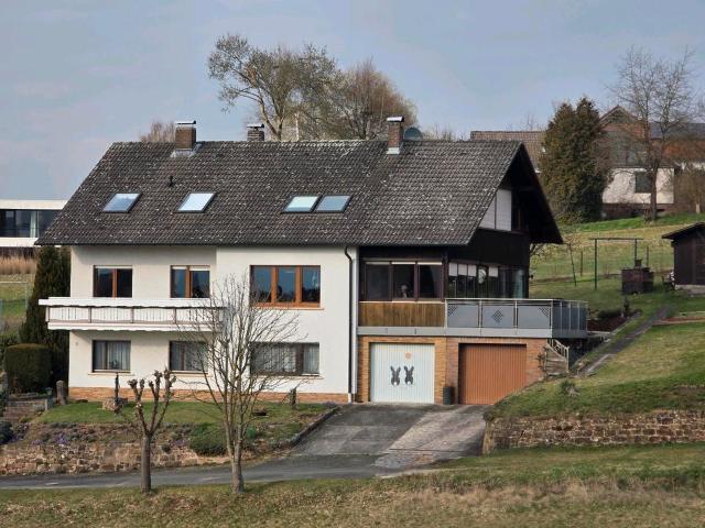 Freistehendes Mehrfamilenhaus, Unverbaubarer Blick, Kleinlüder