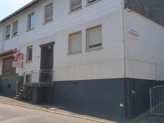 Mehrfamilien Haus in Mörschied