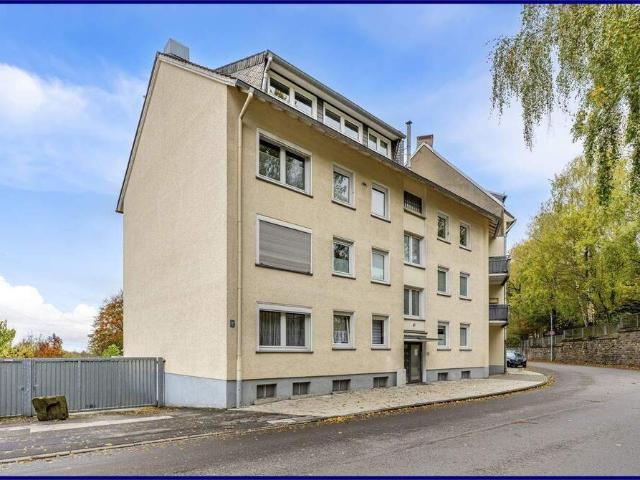 Mehrfamilienhaus mit 6 WE,Garagen, Carport und freier Eigentümerwohnung