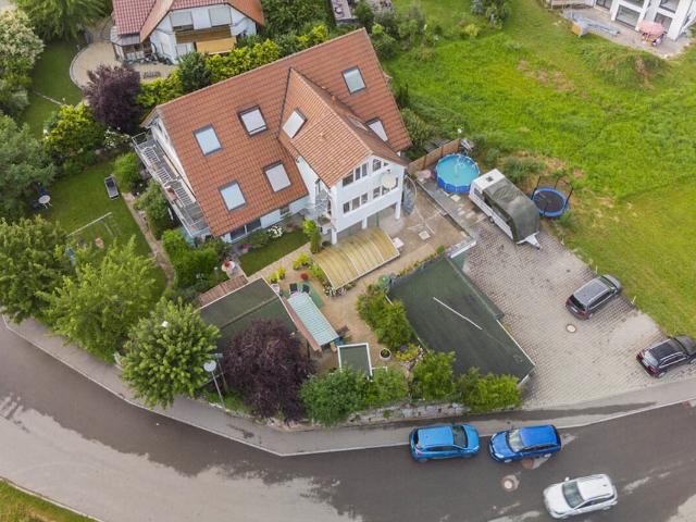 Gepflegtes Mehrgenerationenhaus das Komfort, Barrierefreiheit und Naturverbundenheit vereint