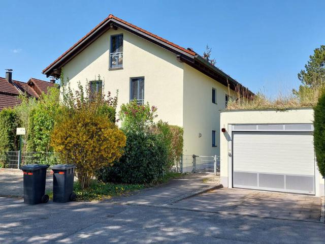 Mehrfamilienhaus mit 8 Maisonette Wohnungen