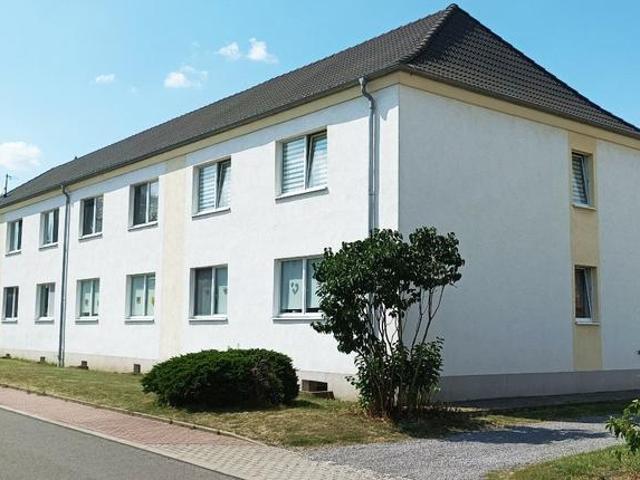 Mehrfamilienhaus mit 8 WE in LandsbergNiemberg. Provisionsfrei!
