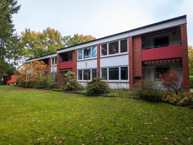 Mehrfamilienhaus mit 8 WE und 4 Garagen 1,6 km zur U Berne