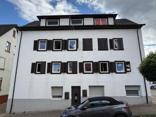 Mehrfamilienhaus mit 8 Wohneinheiten