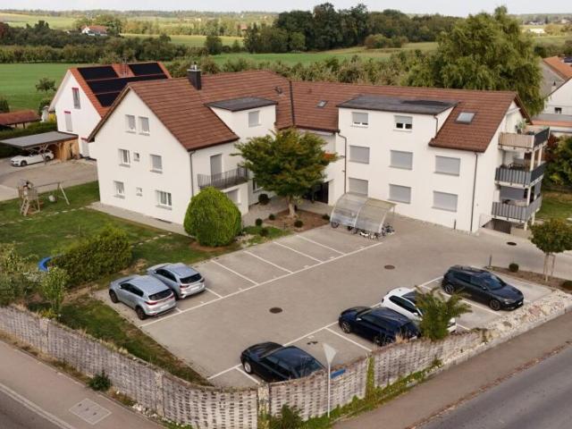 Mehrfamilienhaus mit 10 Wohnungen