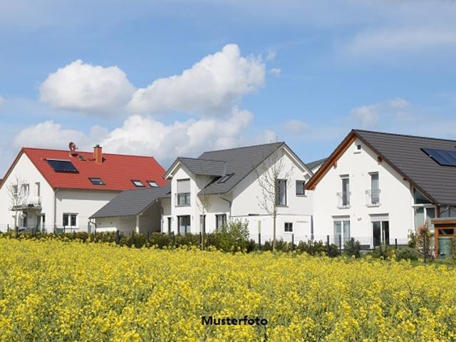 Mehrfamilienhaus mit 3 Wohnungen als Kapitalanlage