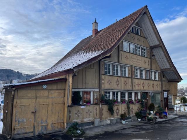 Mehrfamilienhaus mit vier Wohnungen in Herisau