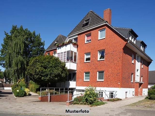 Mehrfamilienhaus mit Anbau 5 Wohnungen