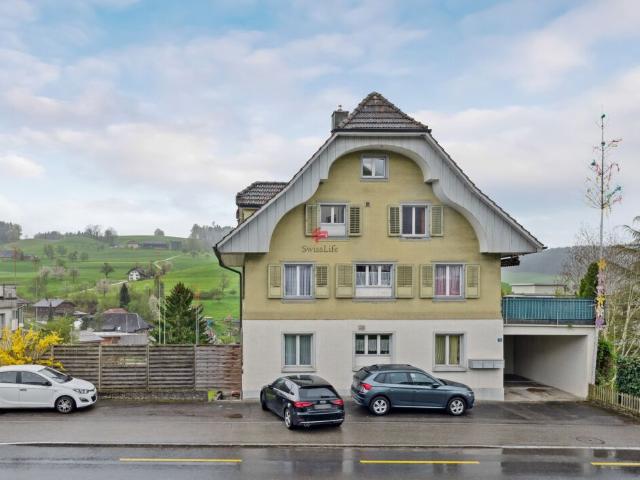 Mehrfamilienhaus mit drei Wohnungen