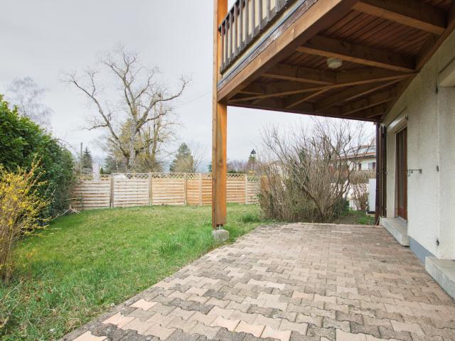 Mehrfamilienhaus mit Garten in Avusy