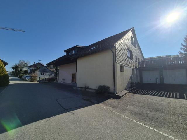 Mehrfamilienhaus mit Gewerbe auf Baulandreserve 1981 m2