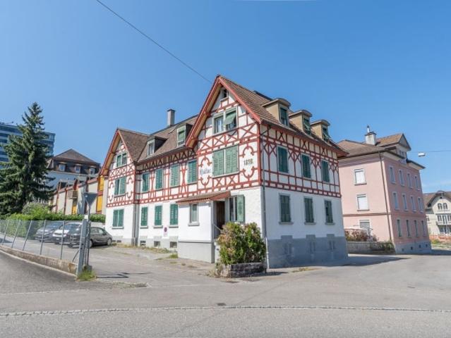 Mehrfamilienhaus mit Gewerberaum direkt beim Bahnhof Rorschach Stadt