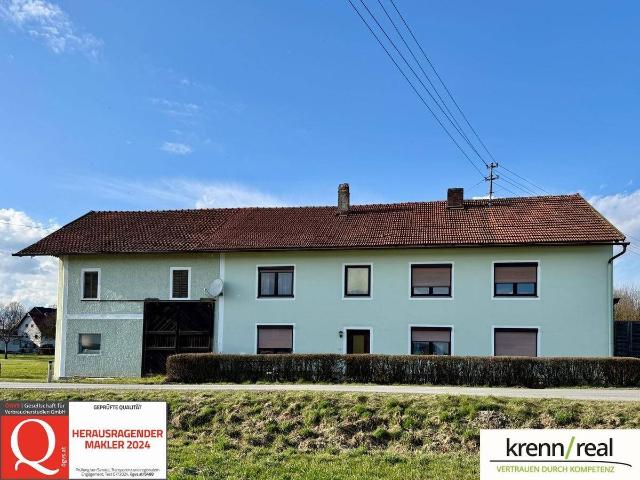 Mehrfamilienhaus mit Hofcharakter und Gestaltungspotential