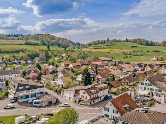 Mehrfamilienhaus mit Optionen