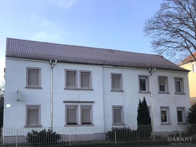 Mehrfamilienhaus mit Potenzial interessant für Gewerbetreibende mit Werkstatt und Lagerräumen