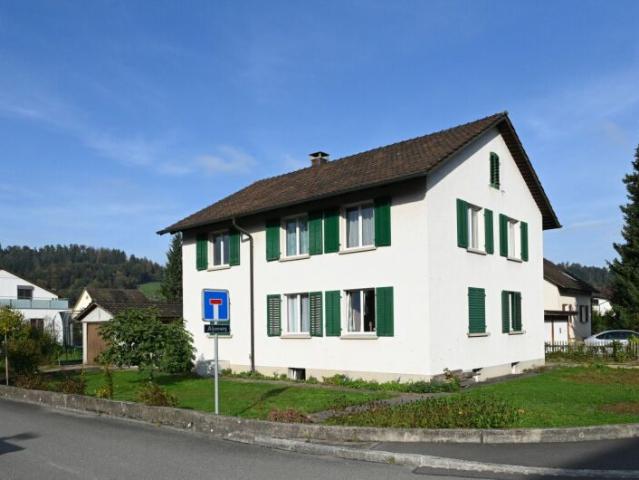 Mehrfamilienhaus an schöner Lage mit grossem Grundstück