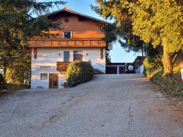 Mehrfamilienhaus/ Ferienhaus in Sonnen und Ruhelage!