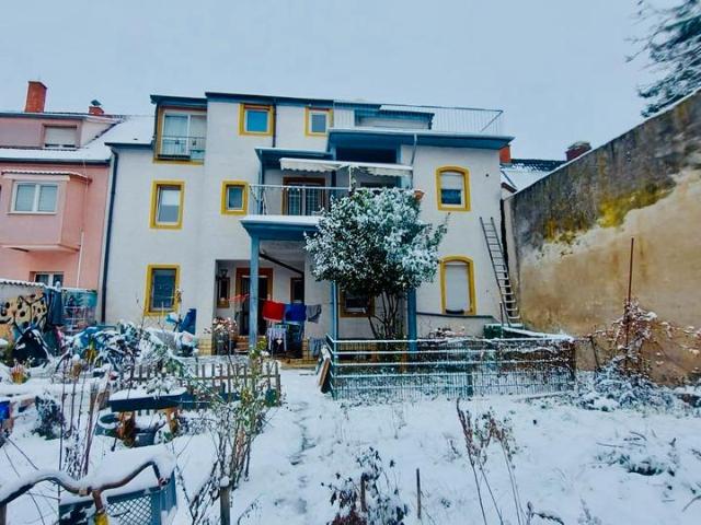 Mehrfamilienhaus in Neckarau mit 4 Mieteinheiten von privat