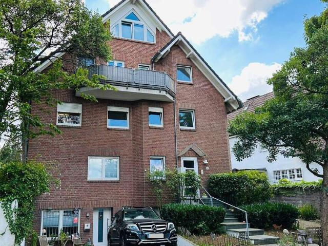 Mehrfamilienhaus in Essen Bredeney in ETW aufgeteilt