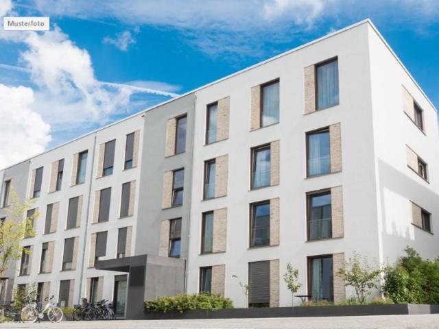 Mehrfamilienhaus in 32052 Herford, Salzufler Str