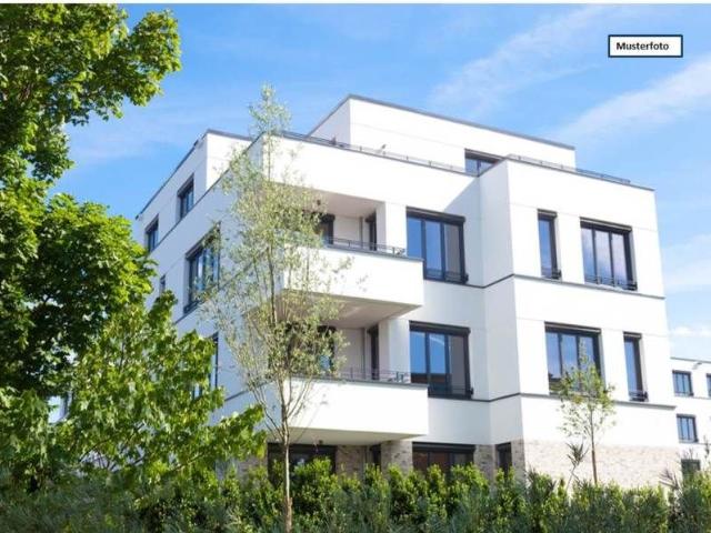 Mehrfamilienhaus in 56566 Neuwied, Brucknerstr