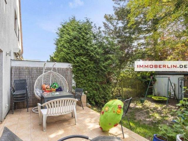 Mehrfamilienhaus, Wohnhaus in Berlin