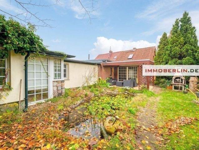 Mehrfamilienhaus, Wohnhaus in Berlin