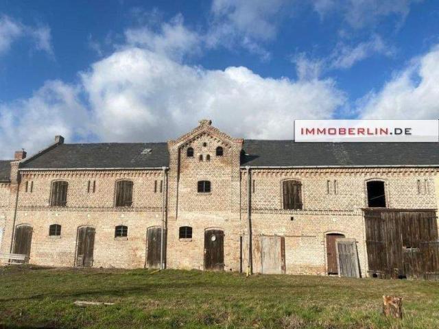 Mehrfamilienhaus, Wohnhaus in Groß Kreutz