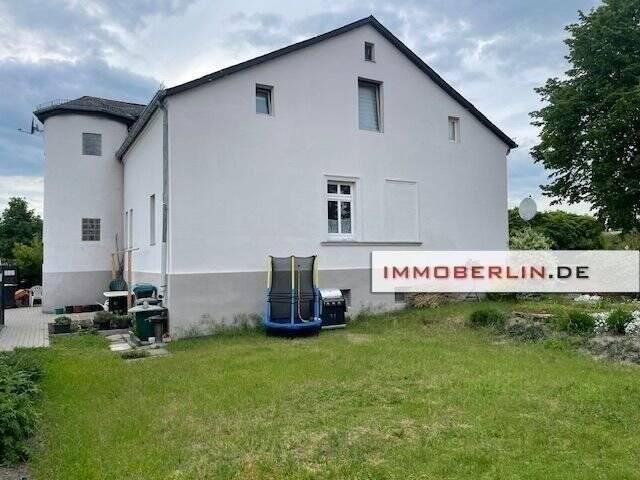 Mehrfamilienhaus, Wohnhaus in Schönwalde Glien