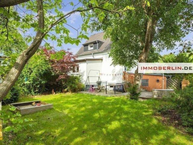Mehrfamilienhaus, Wohnhaus in Teltow