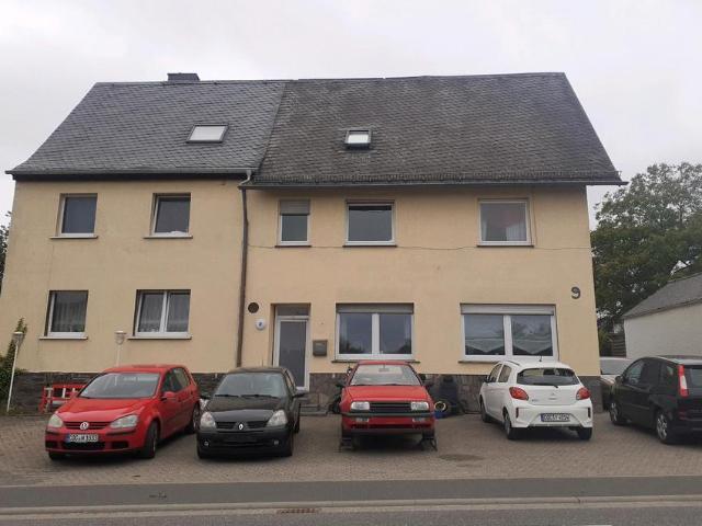 Mehrfamilienhaus zu verkaufen der Preis ist fest !