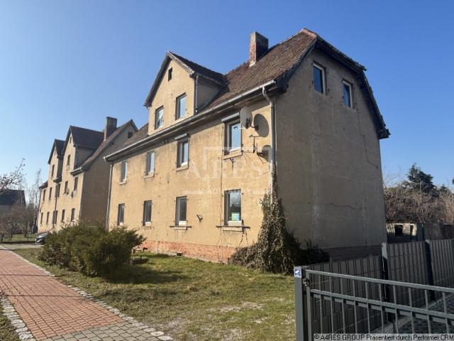 Mehrfamilienhaus zur Sanierung in Hakeborn