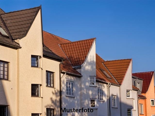 Mehrfamilienhaus