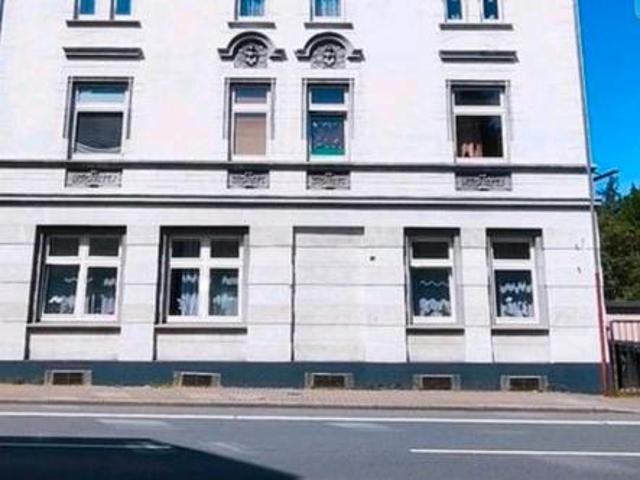 Mehrfamilienhaus