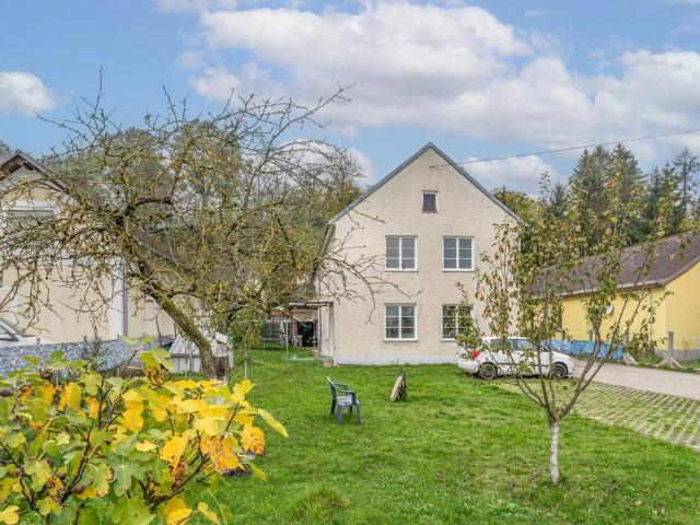 Mehrparteienhaus mit 8 Wohnungen in Enns
