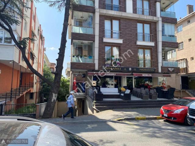 Mektep Caddesi Üzeri Net 120 M² Kullanımlı Satılık Mağaza