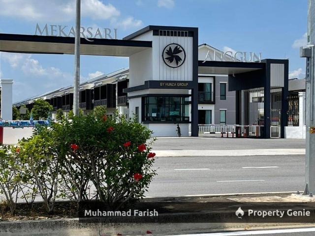 Mekarsari Anggun Double Storey Garden Home