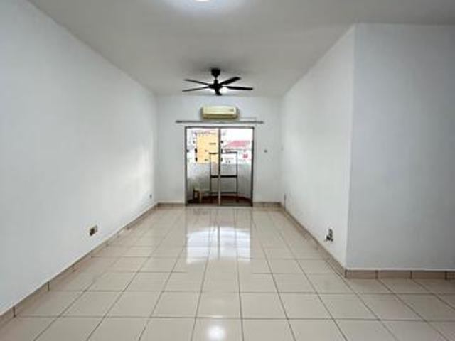 Melur ApartmentSentulLevel 24 highest50 meter to LRT Station