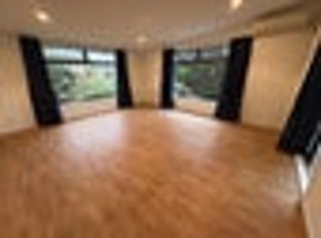 Melville, 5 bedrooms, $900 pw