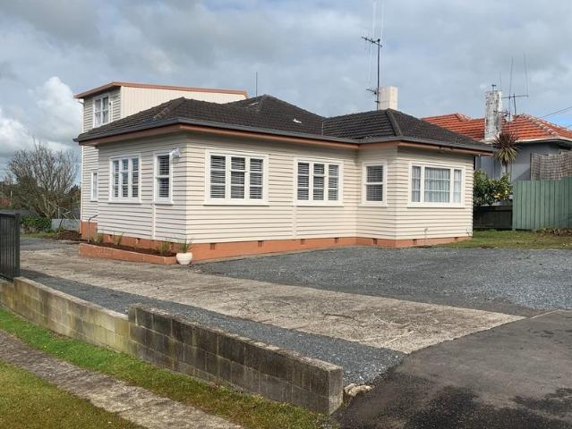 melville, 1 bedroom
