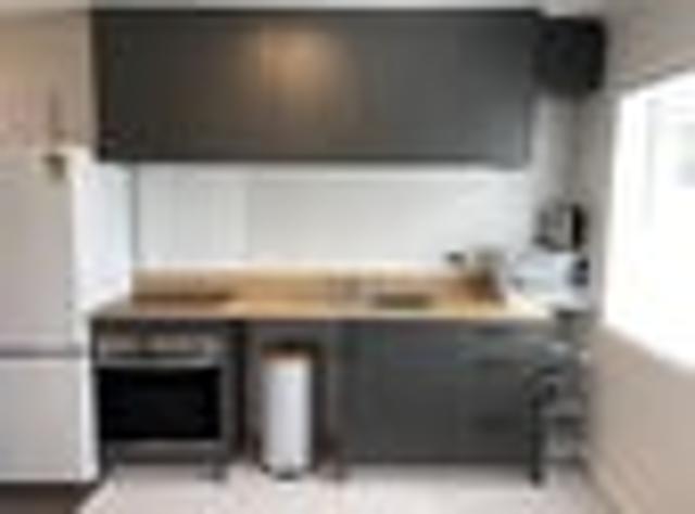 Melville, 1 bedroom, $340 pw