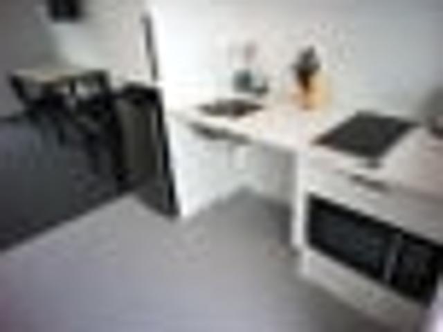 Melville, 1 bedroom, $430 pw