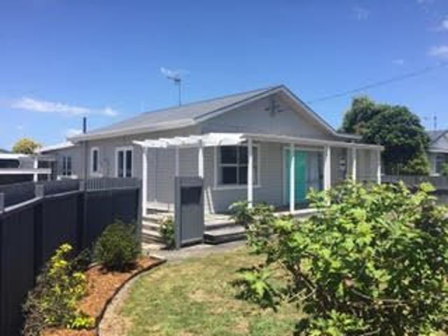 melville, 1 bedroom