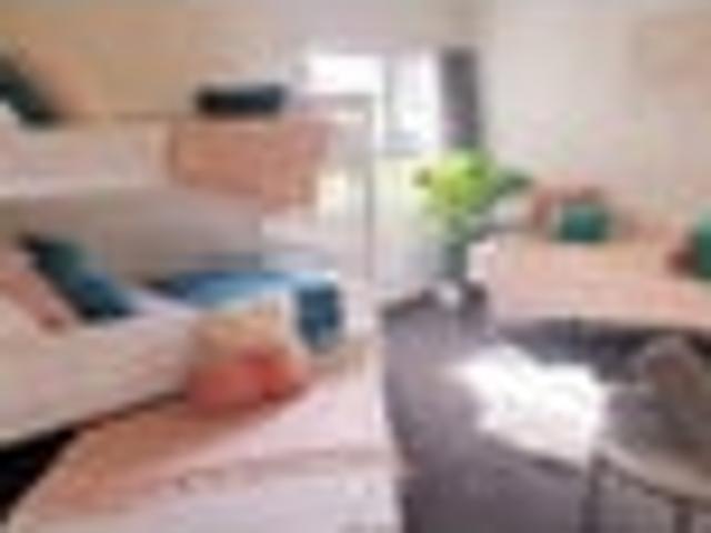 Melville, 2 bedrooms, $550 pw